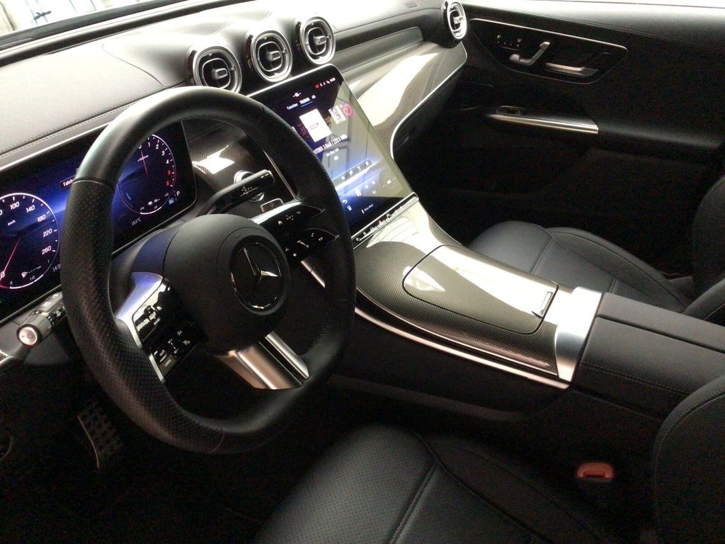 Mercedes-Benz GLC 300 2024