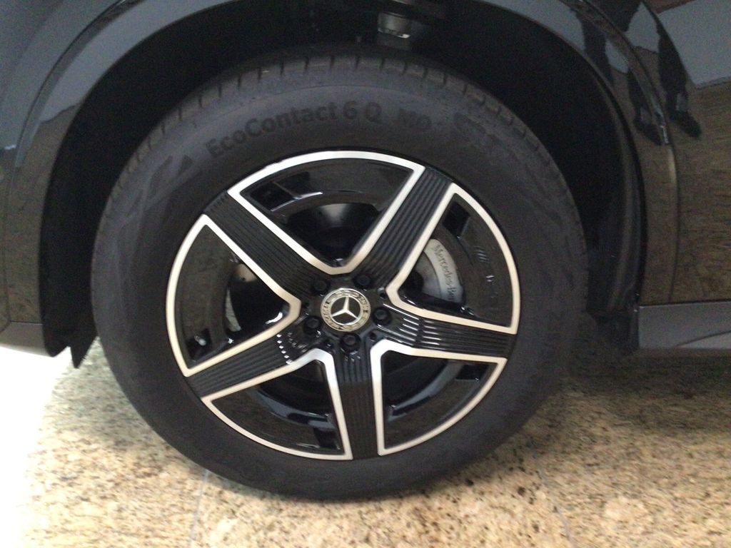 Mercedes-Benz GLC 300 2024