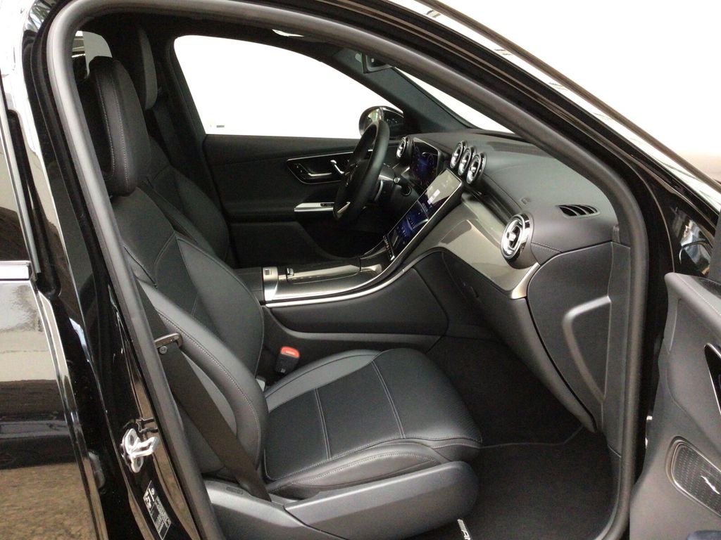 Mercedes-Benz GLC 300 2024