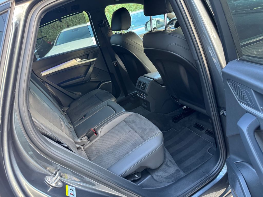 Audi SQ5 2022