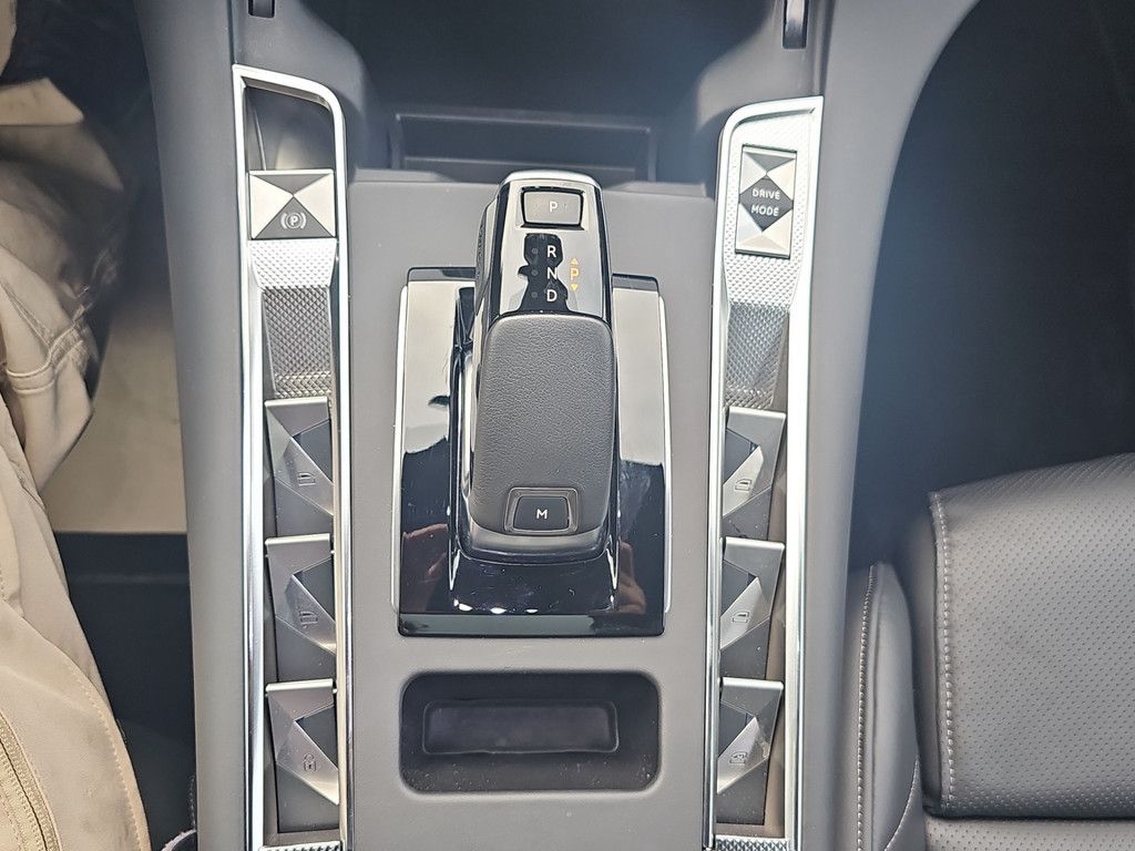 DS Automobiles DS7 (Crossback) 2024