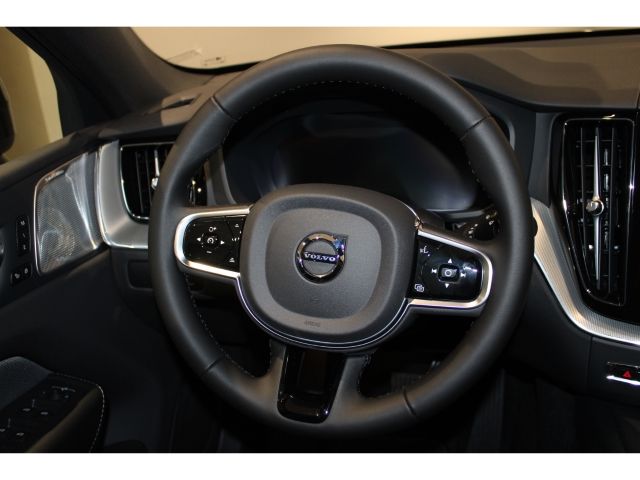 Volvo XC60 2024