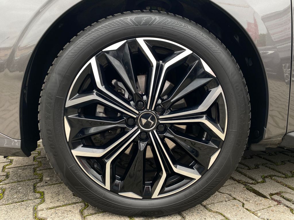 DS Automobiles DS4 2025