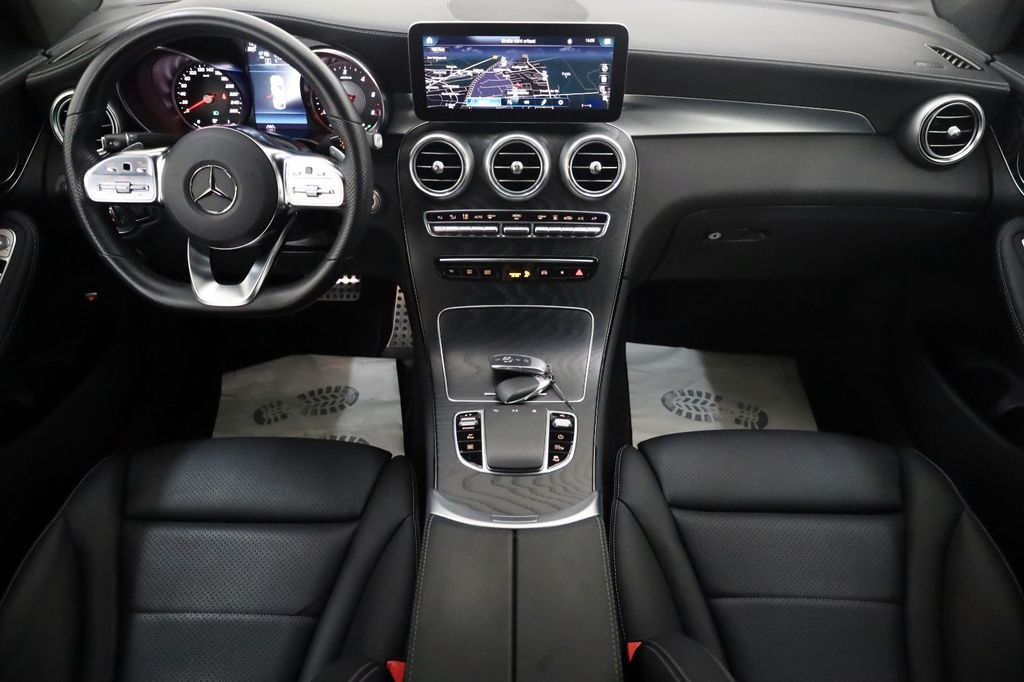 Mercedes-Benz GLC 300 2022