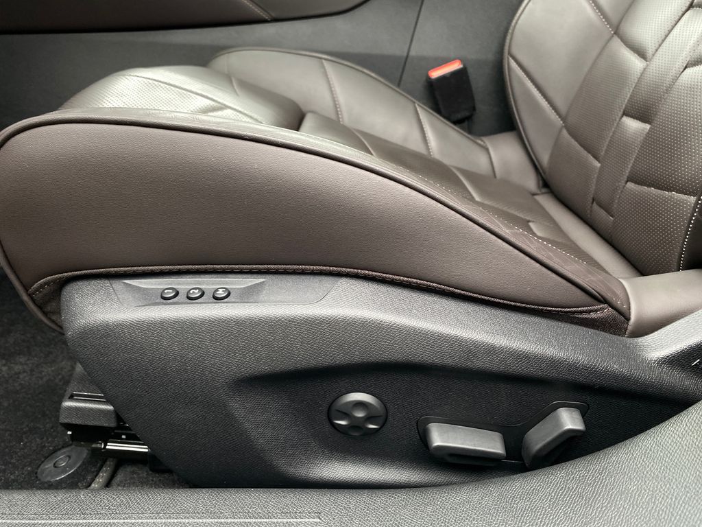 DS Automobiles DS4 2025