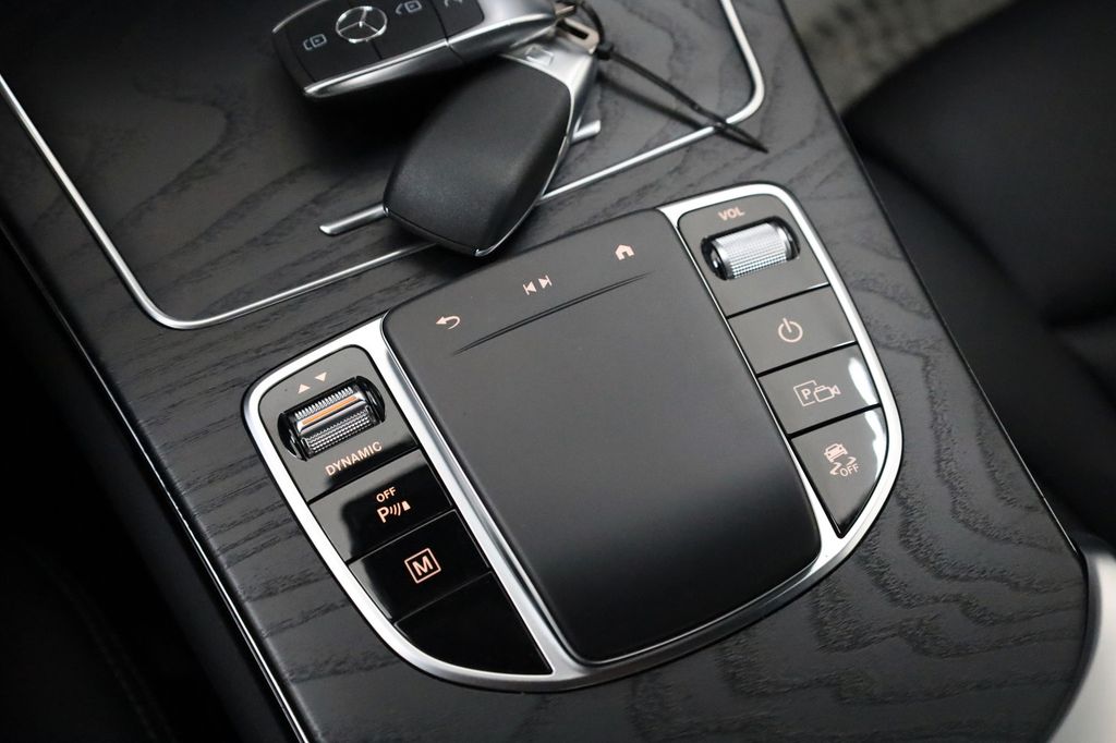 Mercedes-Benz GLC 300 2022