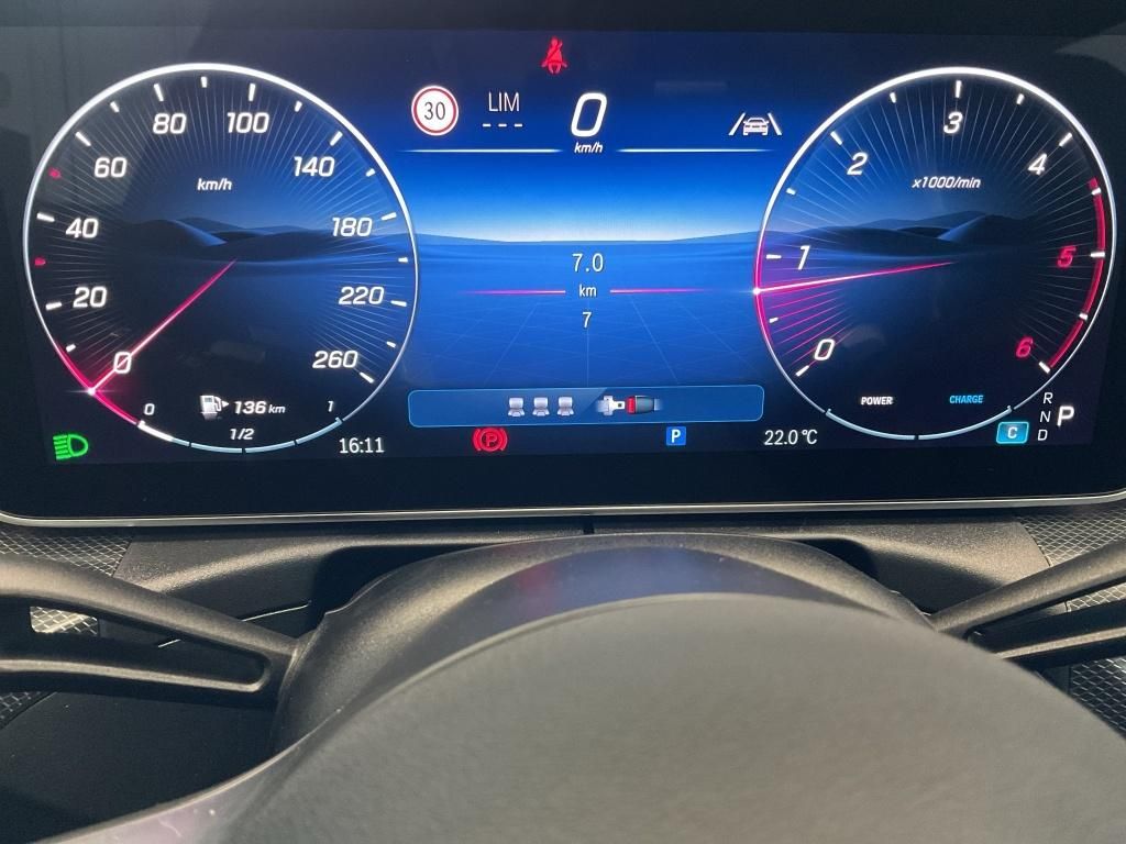 Mercedes-Benz C 220 2025