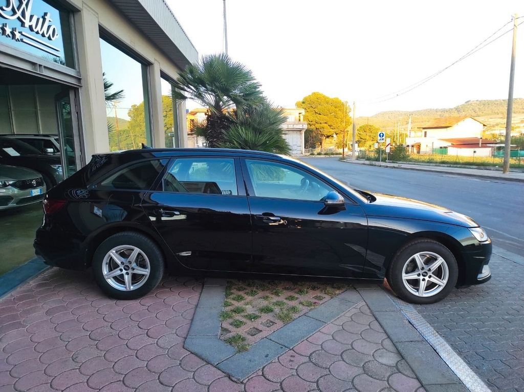 Audi A4 2022