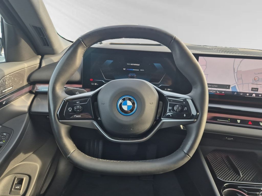 BMW i5 2024