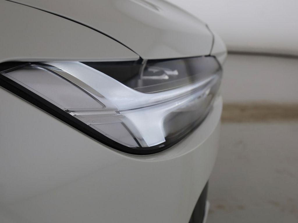 Volvo V90 2025