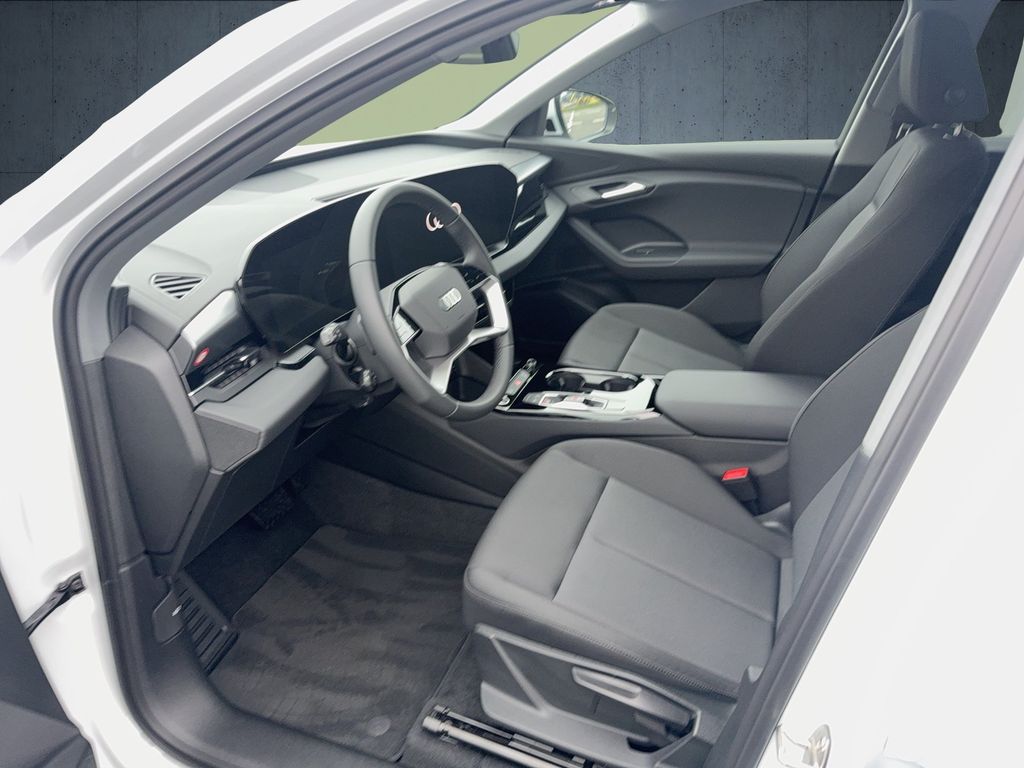 Audi Q6 e-tron 2025