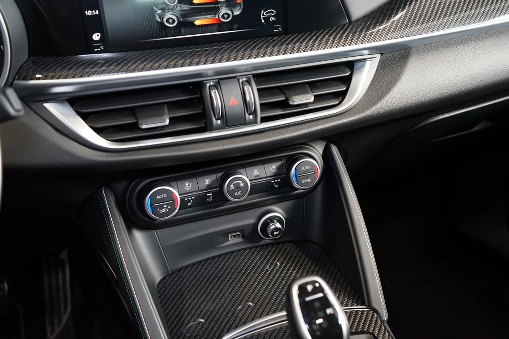 Alfa Romeo Stelvio 2020