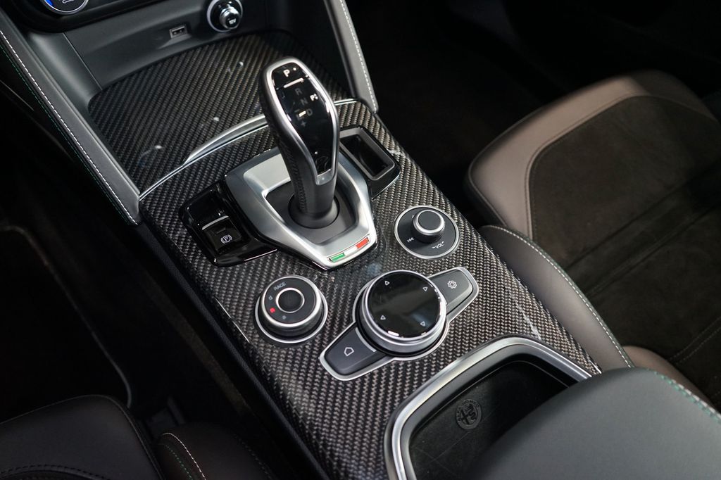 Alfa Romeo Stelvio 2020