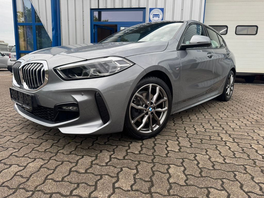 BMW 118 2023