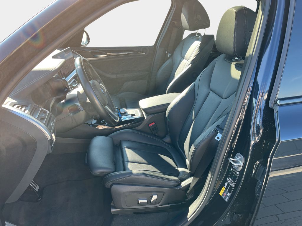 BMW iX3 2022