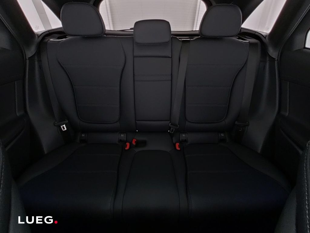 Mercedes-Benz GLC 300 2025