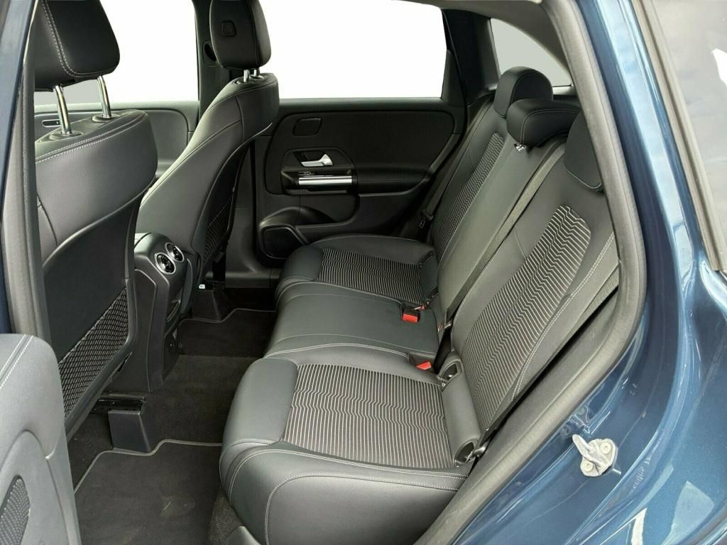 Mercedes-Benz B 250 2022