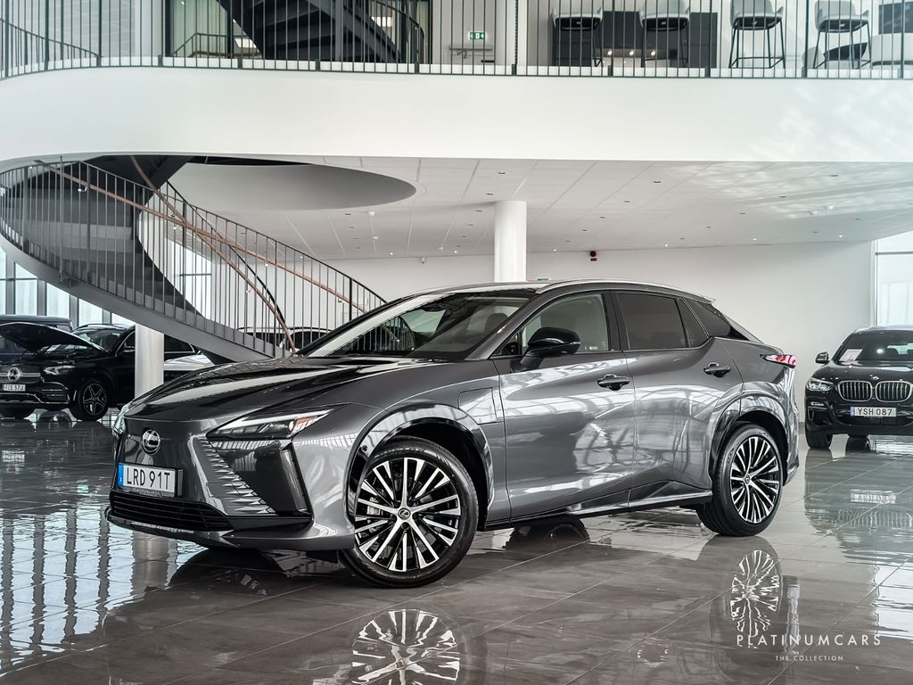 Lexus RZ 2023