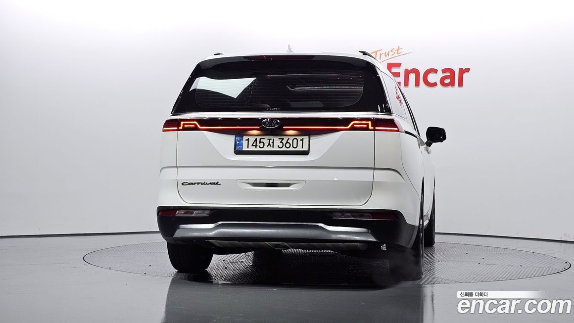 Kia Canival 2021