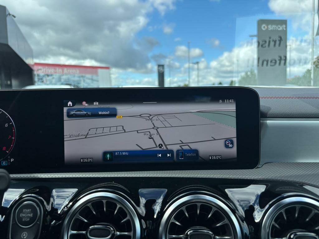 Mercedes-Benz CLA 200 2024