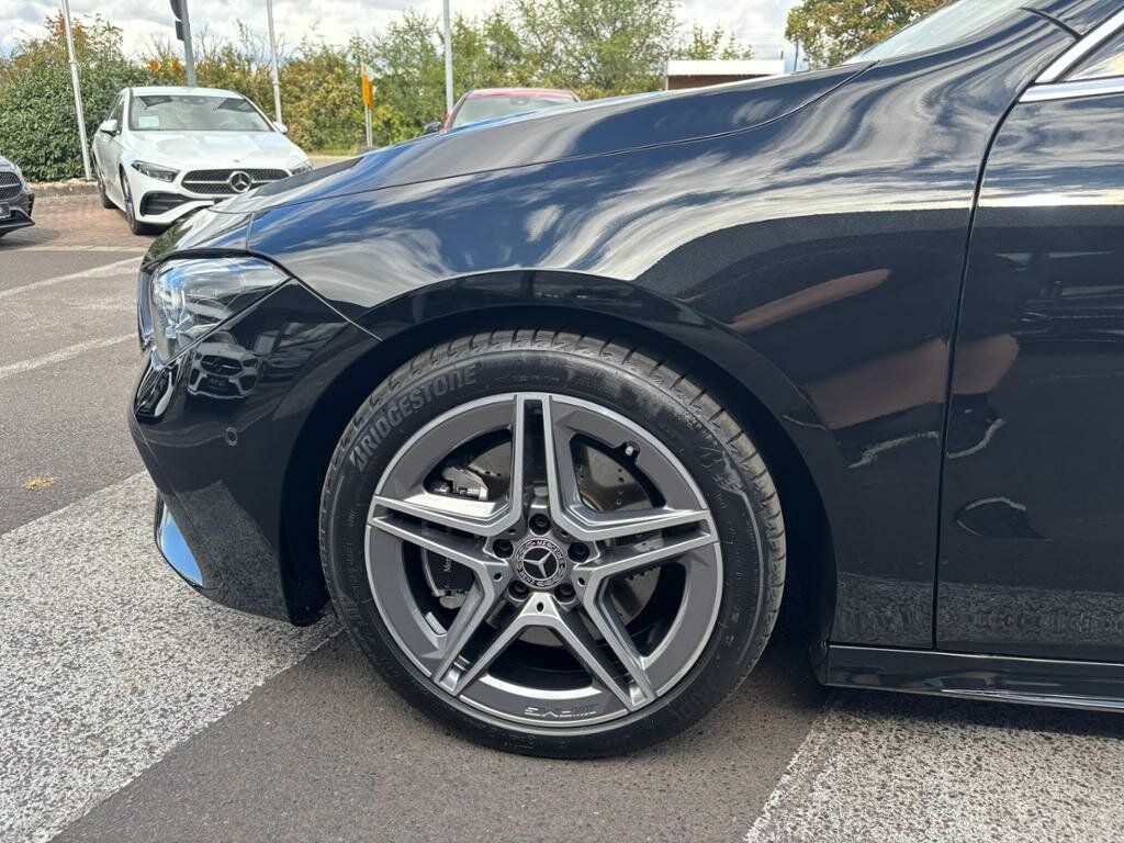 Mercedes-Benz CLA 200 2024