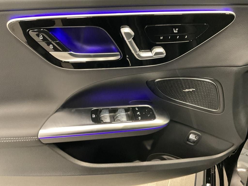 Mercedes-Benz C 220 2025