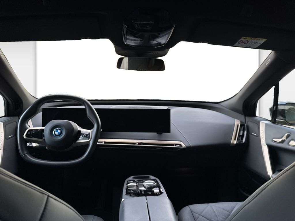 BMW iX 2023