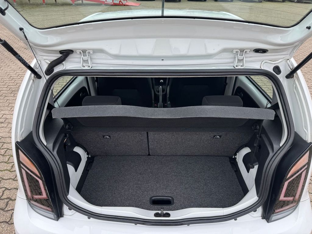 Volkswagen up! 2022
