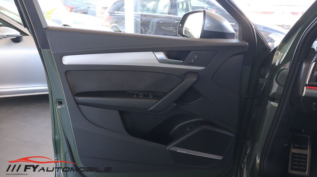 Audi SQ5 2022