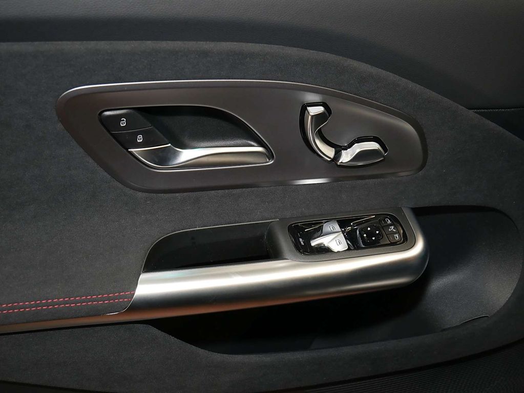 Mercedes-Benz CLA 250 2025