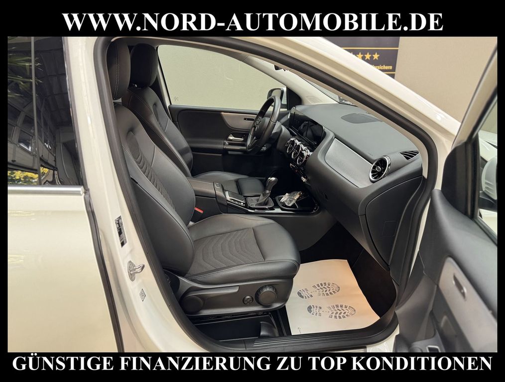 Mercedes-Benz B 180 2023