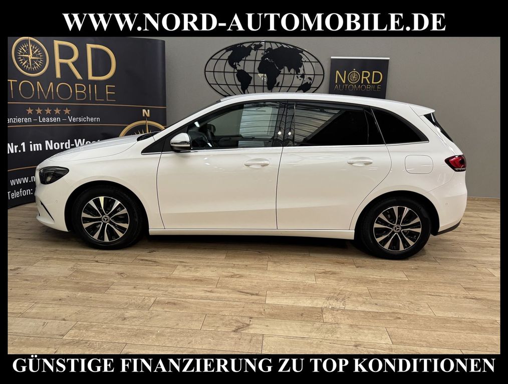 Mercedes-Benz B 180 2023