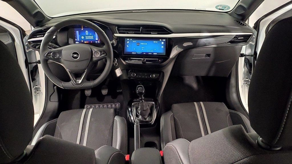 Opel Corsa 2024