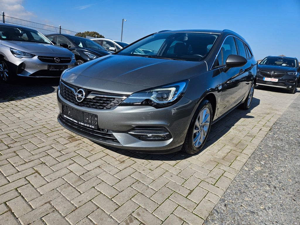 Opel Astra 2021