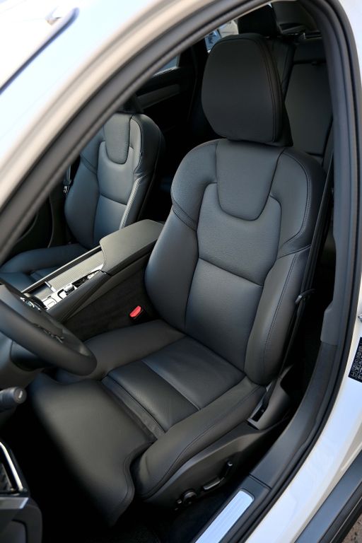 Volvo V90 Cross Country 2024