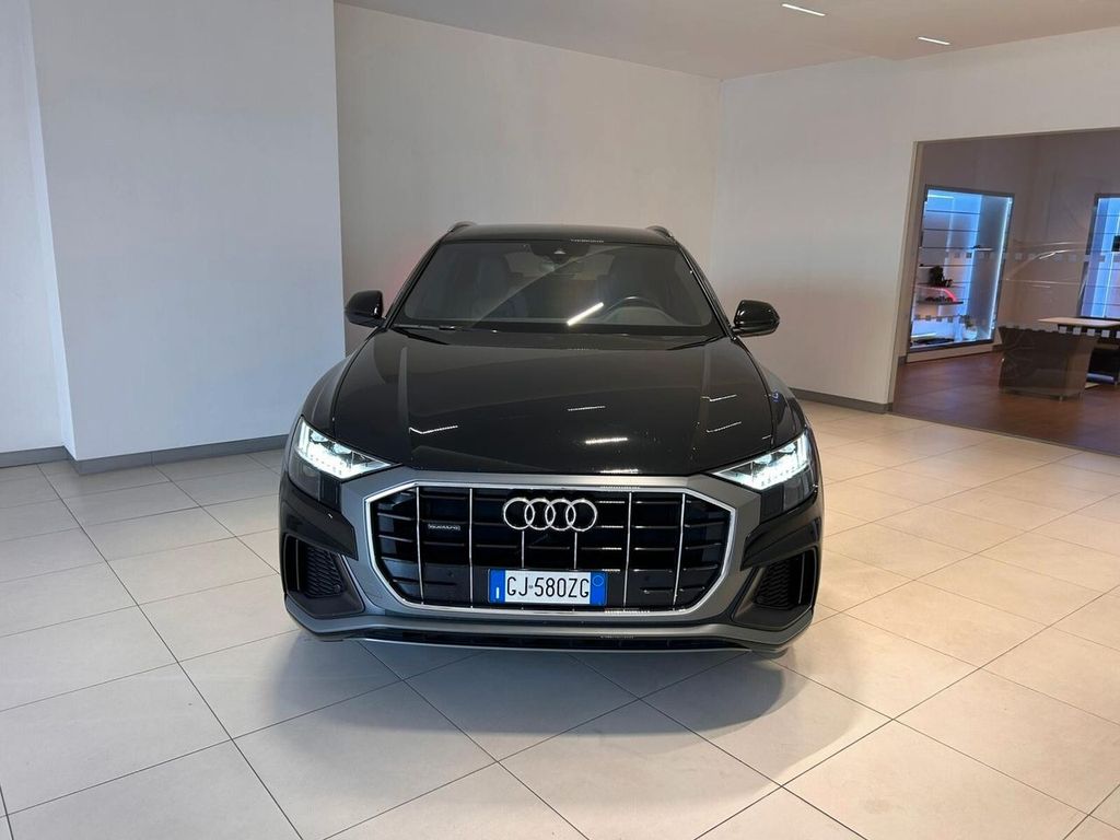 Audi Q8 2022