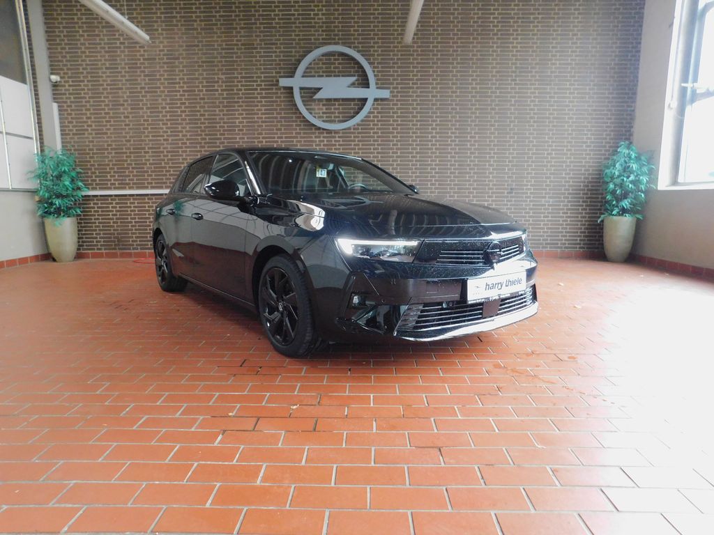 Opel Astra 2022