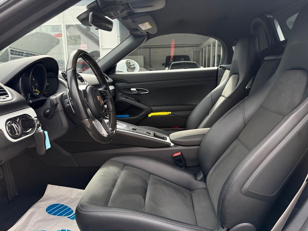 Porsche Boxster 2024