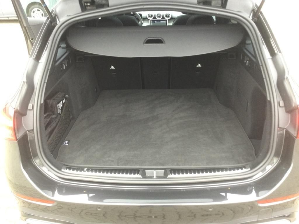 Mercedes-Benz C 300 2024