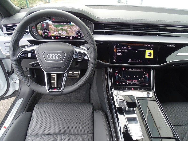 Audi A8 2023