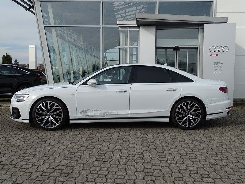 Audi A8 2023