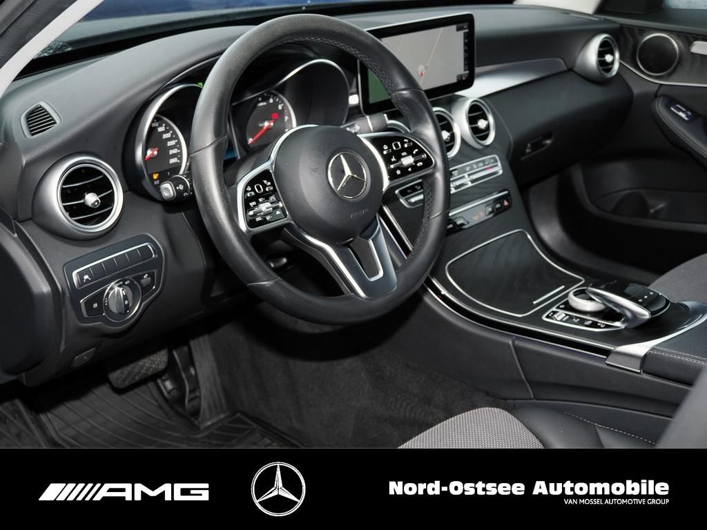 Mercedes-Benz C 300 2021