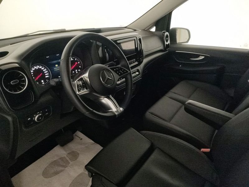 Mercedes-Benz Vito 2024