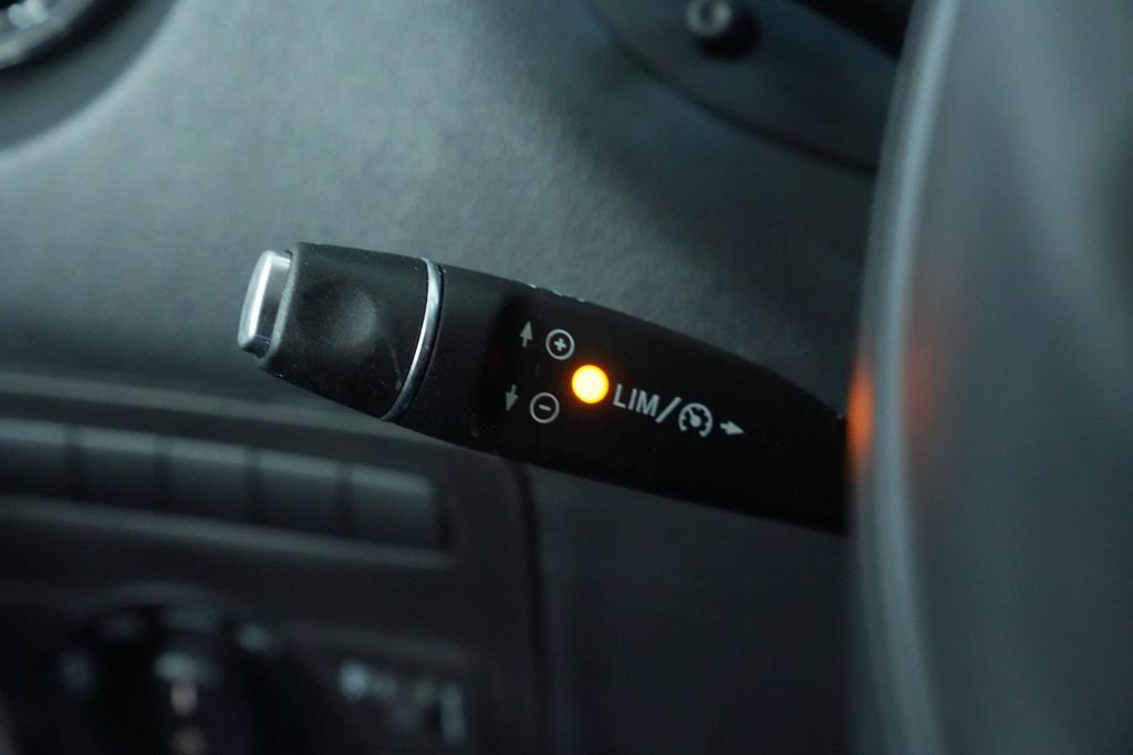 Mercedes-Benz Vito 2024