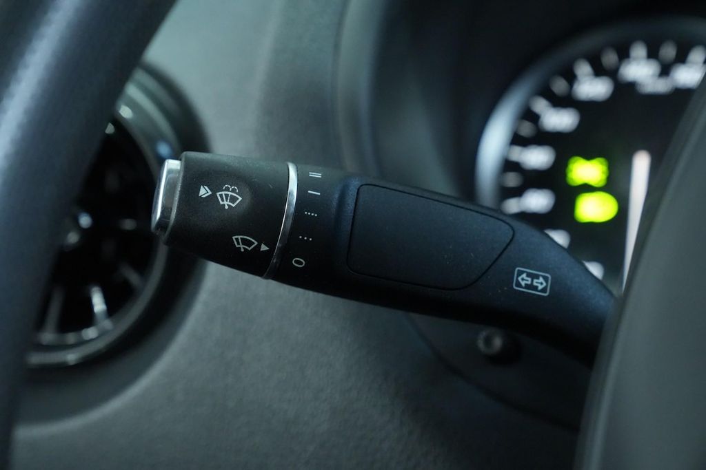 Mercedes-Benz Vito 2024