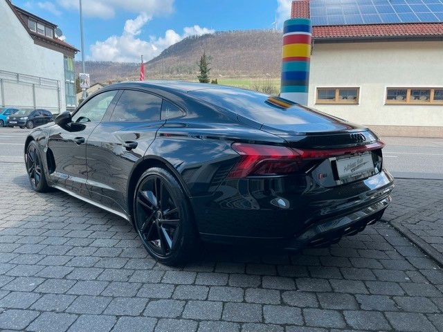 Audi RS e-tron GT 2023