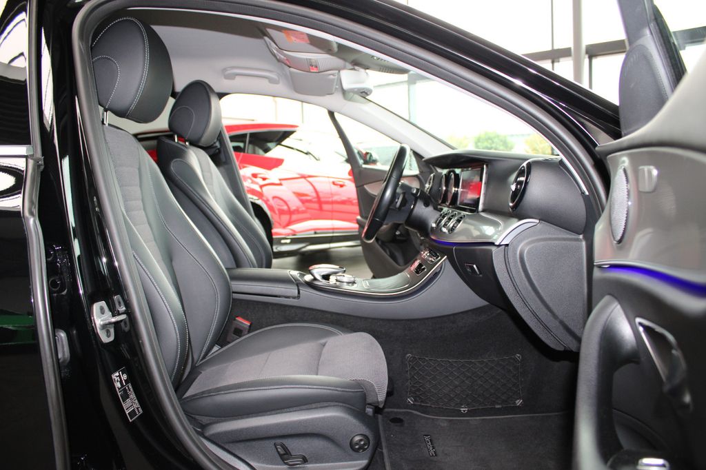 Mercedes-Benz E 300 2020