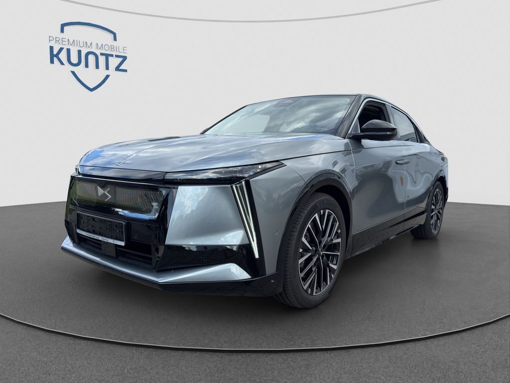 DS Automobiles Nº8 2025