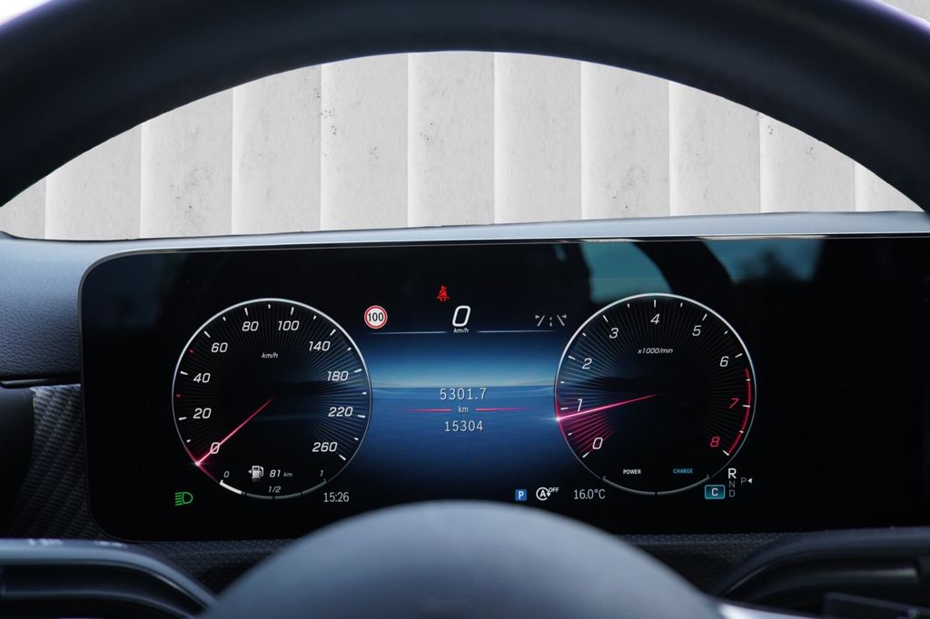 Mercedes-Benz A 180 2024