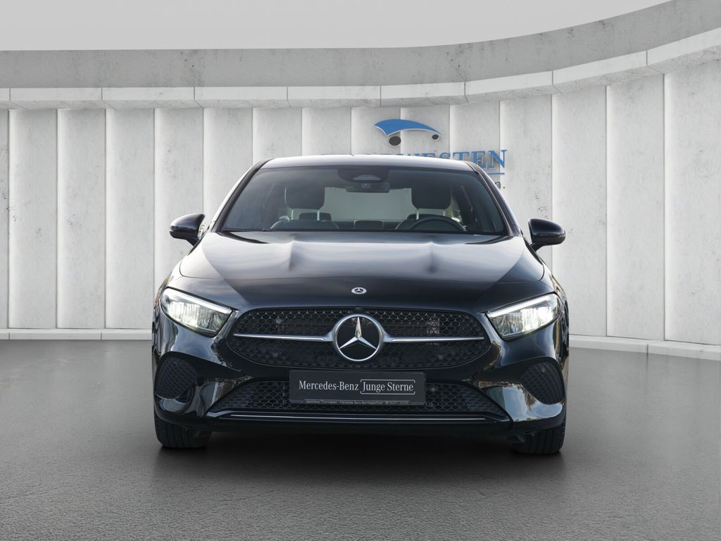Mercedes-Benz A 180 2024